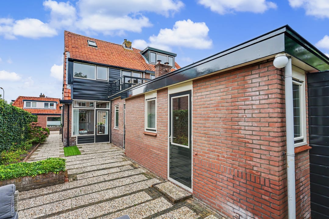 Photo 22 of Weteringstraat 35