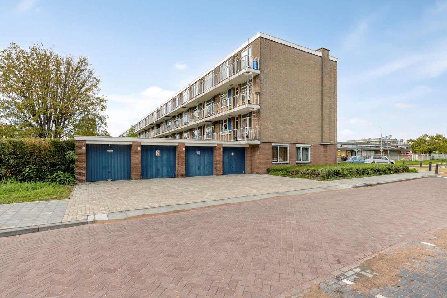 Photo 35 of Anth. Fokkerstraat 132