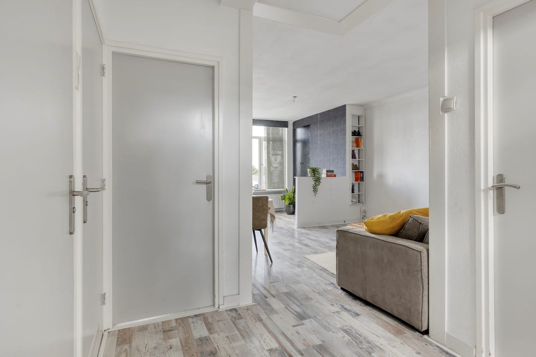 Photo 11 of Anth. Fokkerstraat 132