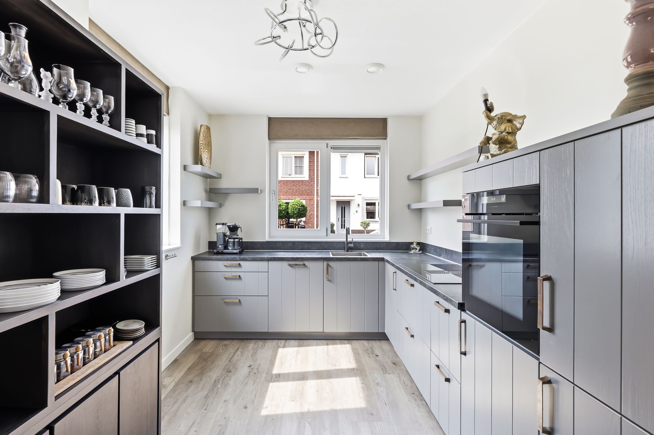 Photo 12 of Charlie Parkerstraat 14