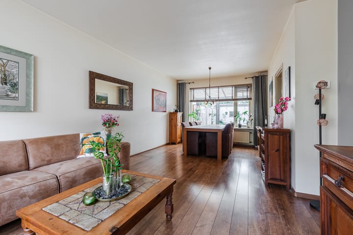Tussenwoning te koop: Narbonnehof 16, Eindhoven
