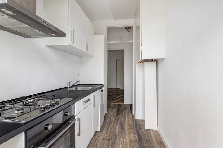 Photo 4 of Nicolaas Ruyschstraat 8-01L