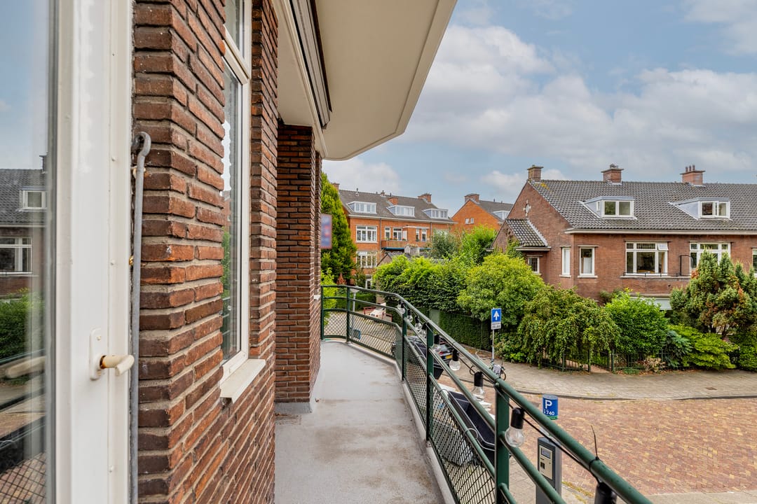 Photo 22 of Nicolaas Ruyschstraat 8-01L