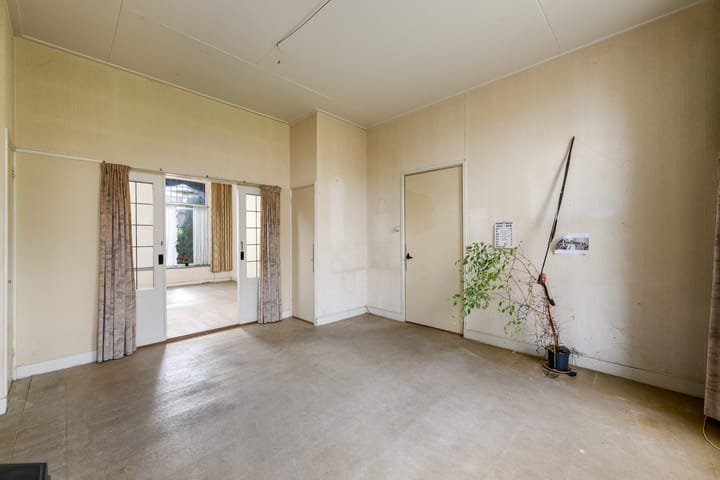 Hoekwoning te koop: Huizumerlaan 79, Leeuwarden