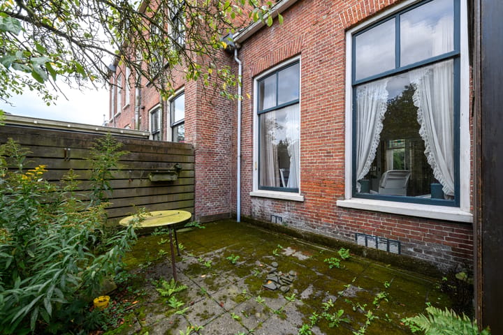 Hoekwoning te koop: Huizumerlaan 79, Leeuwarden