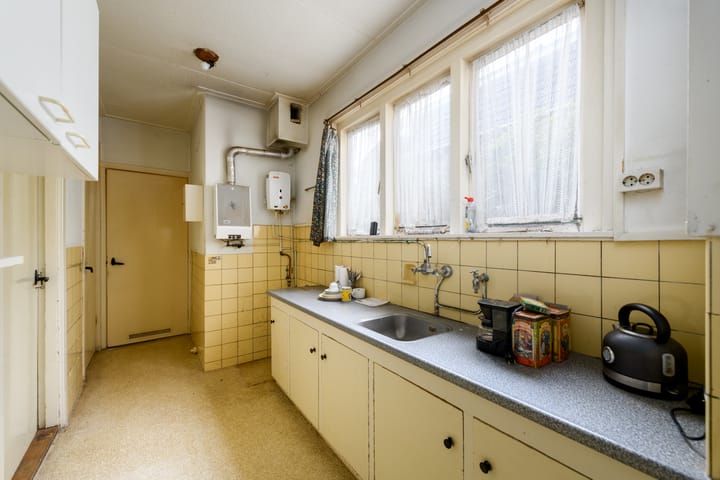 Hoekwoning te koop: Huizumerlaan 79, Leeuwarden