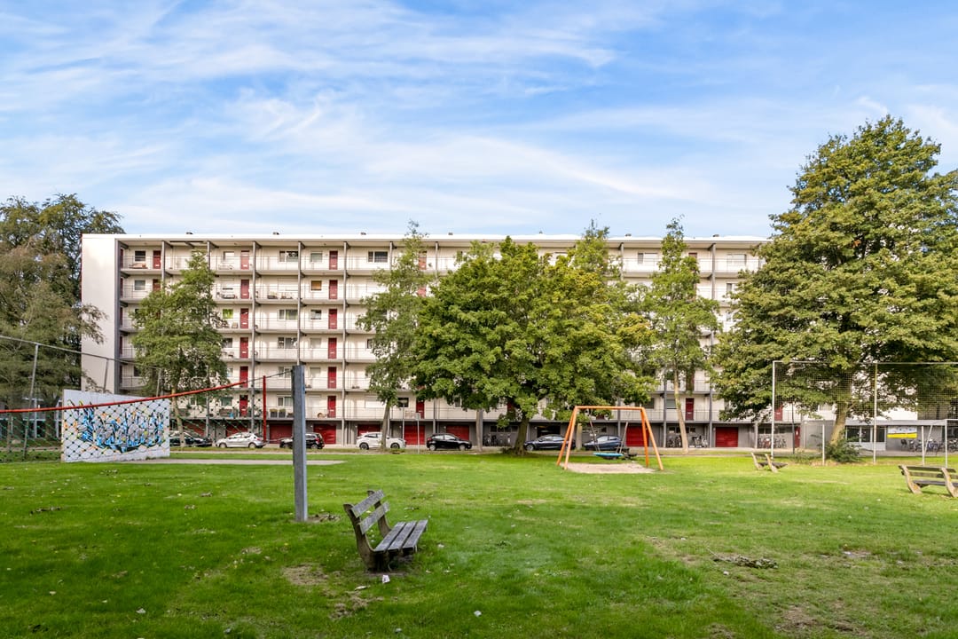 Photo 1 of Sinnigvelderstraat 197