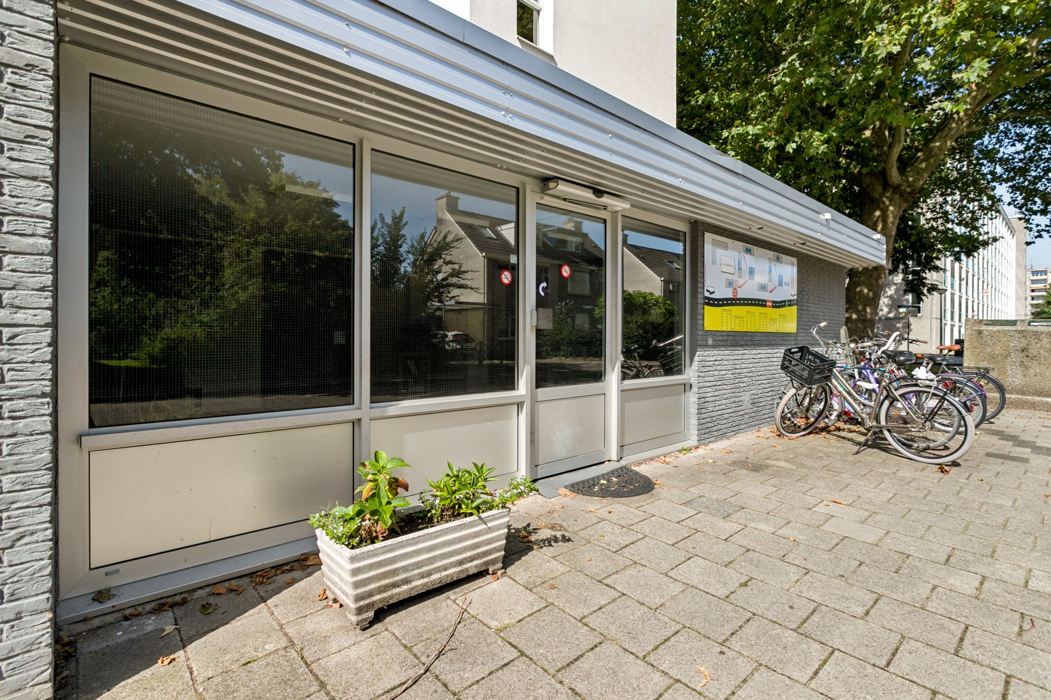 Photo 12 of Sinnigvelderstraat 197