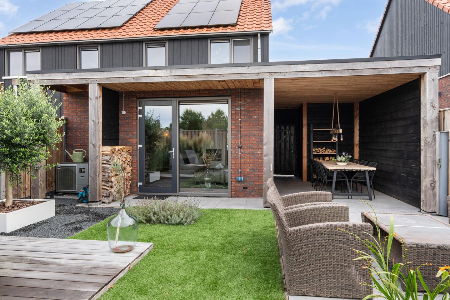 Photo 40 of Mr Martin Alewijnstraat 4