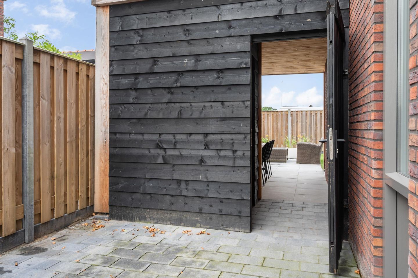 Photo 49 of Mr Martin Alewijnstraat 4
