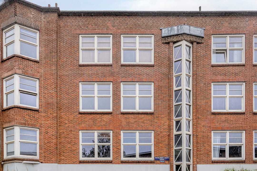 Foto 2 van Bartholomeus Ruloffsstraat 1-2
