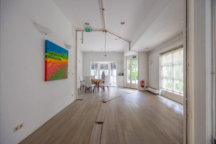 Twee-onder-één-kap te koop: Nieuweweg 30, Laren (Nh)