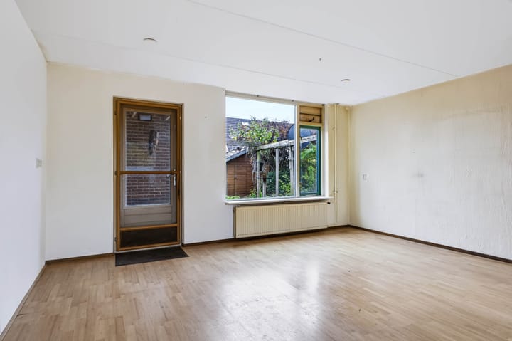 Vrijstaande woning te koop: Van Haersoltelaan 73, Barneveld