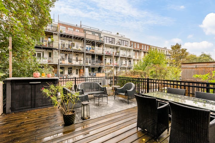 Appartement te koop: Javastraat 23-1, Amsterdam