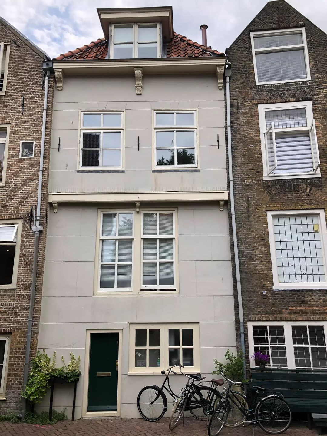 Foto 1 van Belgracht 10