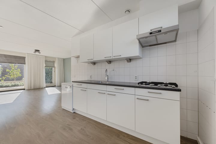 Tussenwoning te koop: Haruku 28, Barneveld