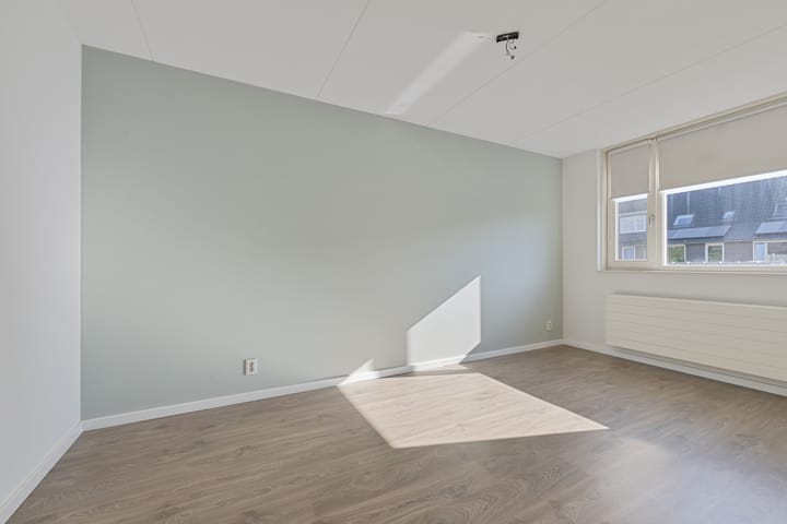 Tussenwoning te koop: Haruku 28, Barneveld