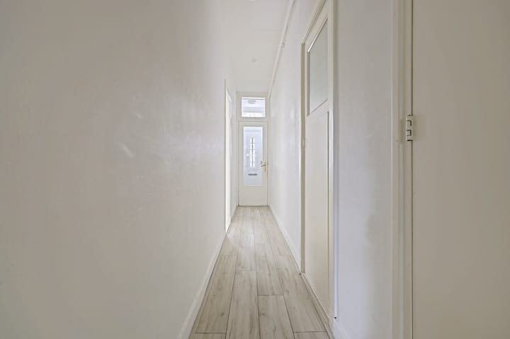 Appartement te koop: Mathenesserdijk 107A, Rotterdam
