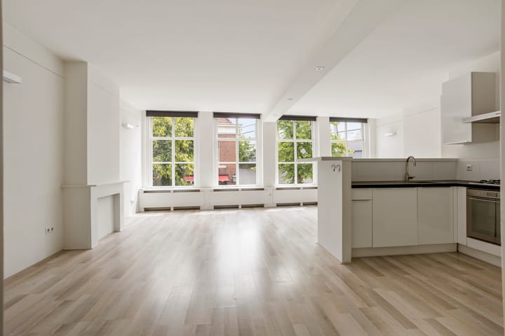 Appartement te koop: Herenstraat 169A, Voorburg