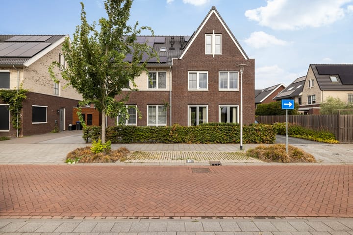 Twee-onder-één-kap te koop: Zaaivat 3, Hendrik-Ido-Ambacht