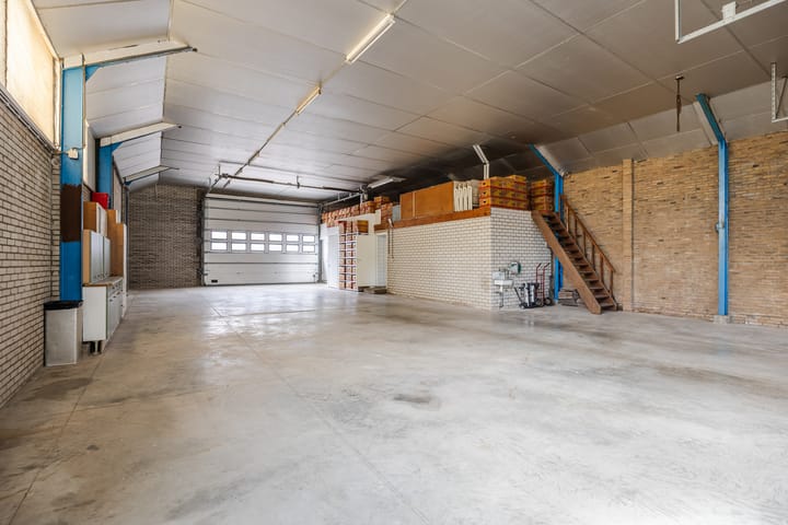 Twee-onder-één-kap te koop: Schoolstraat 42, Langeweg
