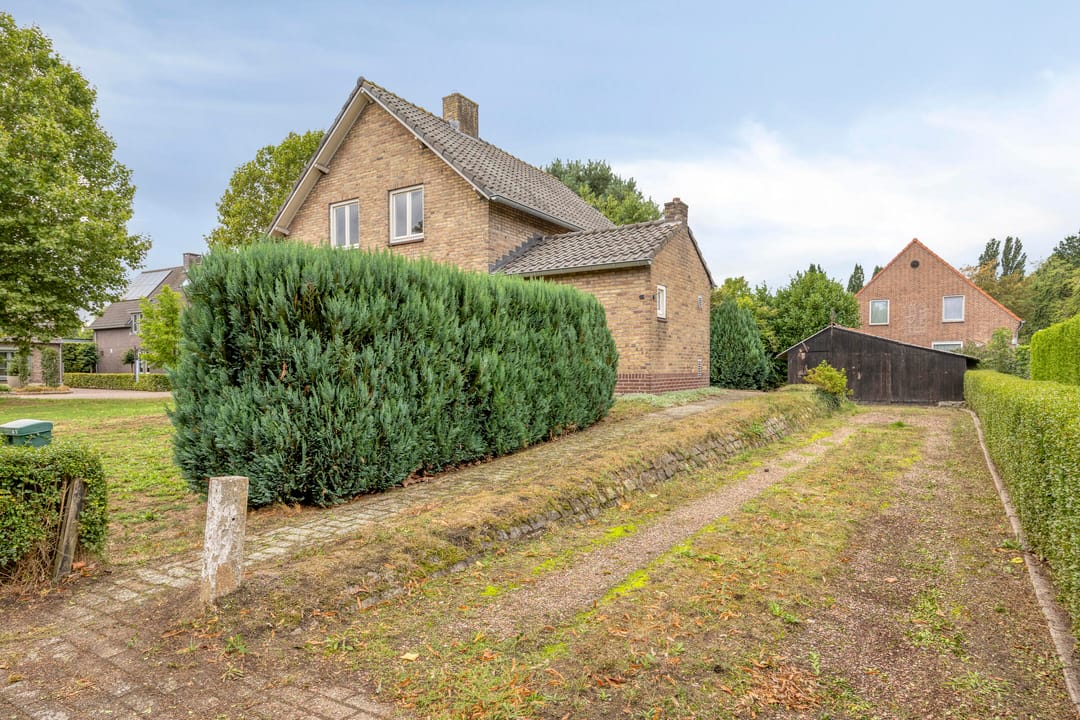 Photo 8 of Antoniusstraat 41