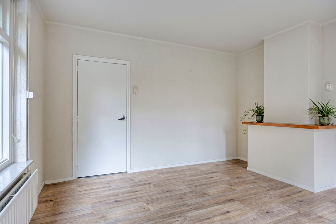 Photo 16 of Antoniusstraat 41