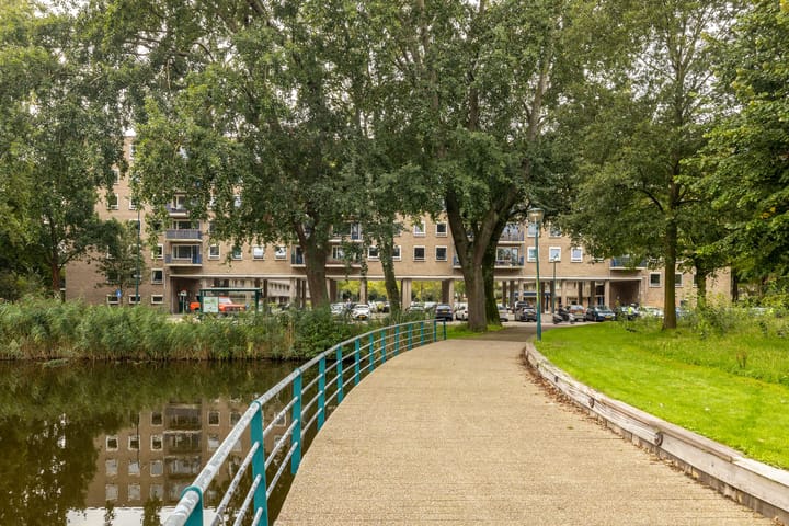 Appartement te koop: Aert van Neslaan 545, Oegstgeest
