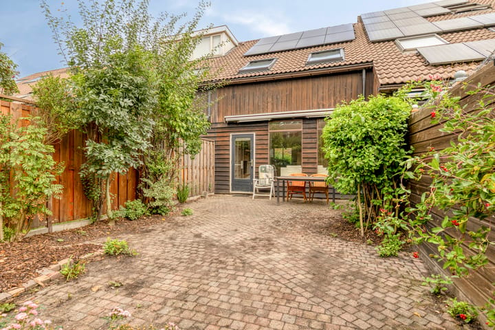 Tussenwoning te koop: Braamsluiper 47, Nieuwegein
