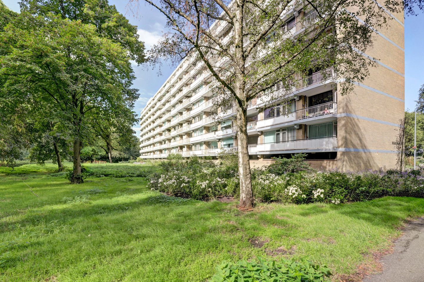 Photo 35 of Söderblomplaats 362