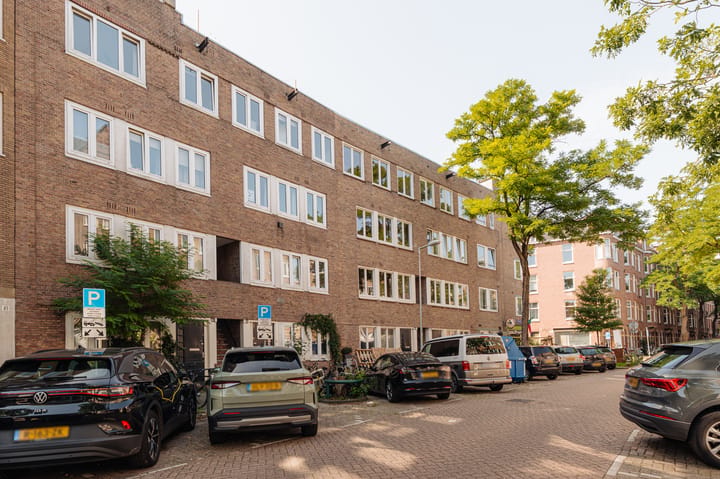 Foto 4 van Maarten Harpertszoon Trompstraat 43-3