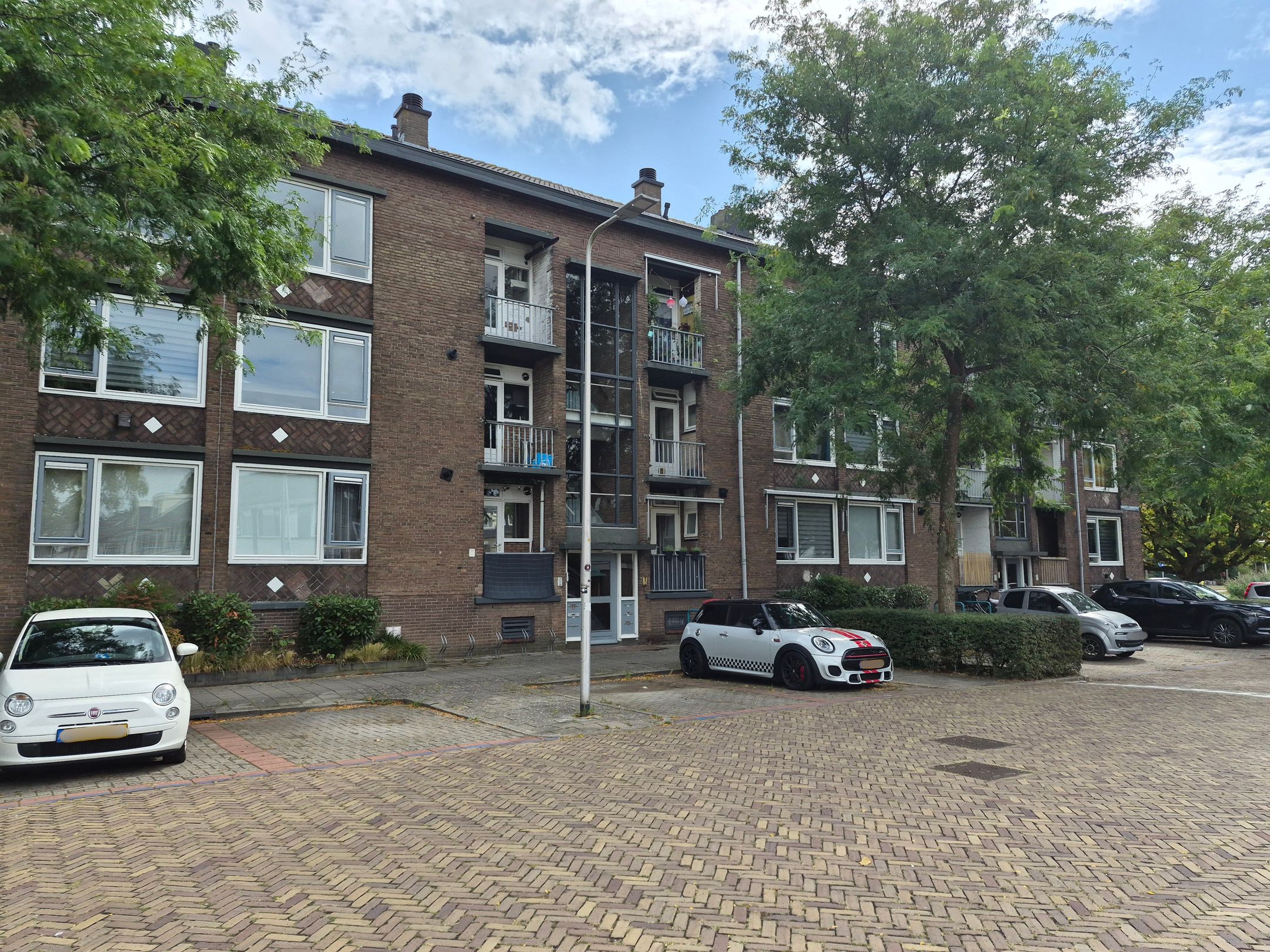 Photo 6 of Charlotte de Bourbonstraat 24