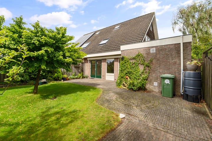 Twee-onder-één-kap te koop: Engelakker 32, Warmenhuizen