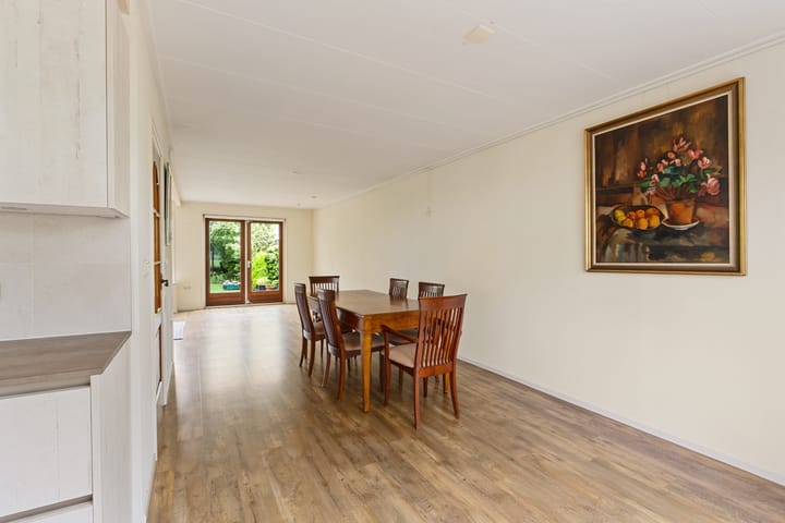 Twee-onder-één-kap te koop: Engelakker 32, Warmenhuizen