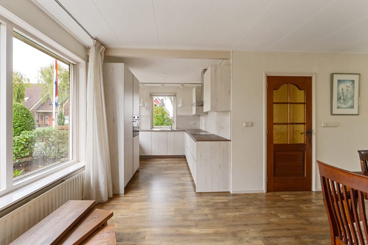 Twee-onder-één-kap te koop: Engelakker 32, Warmenhuizen