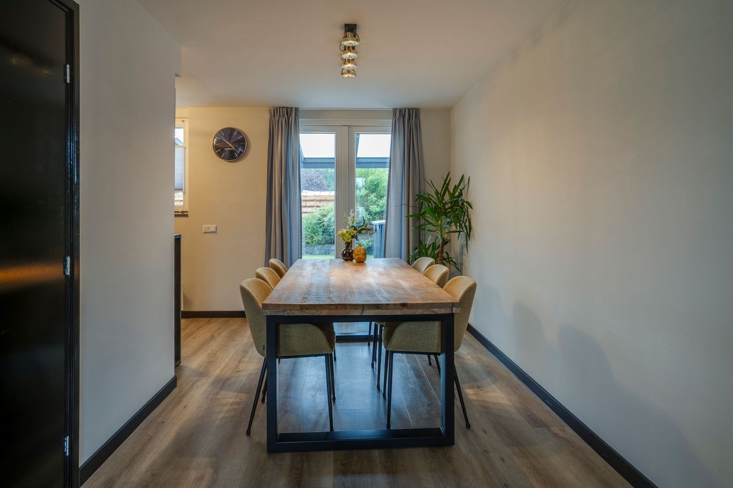 Foto 4 van Glazuurstraat 5