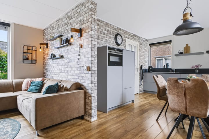 Hoekwoning te koop: Kallenbroekerweg 32, Barneveld