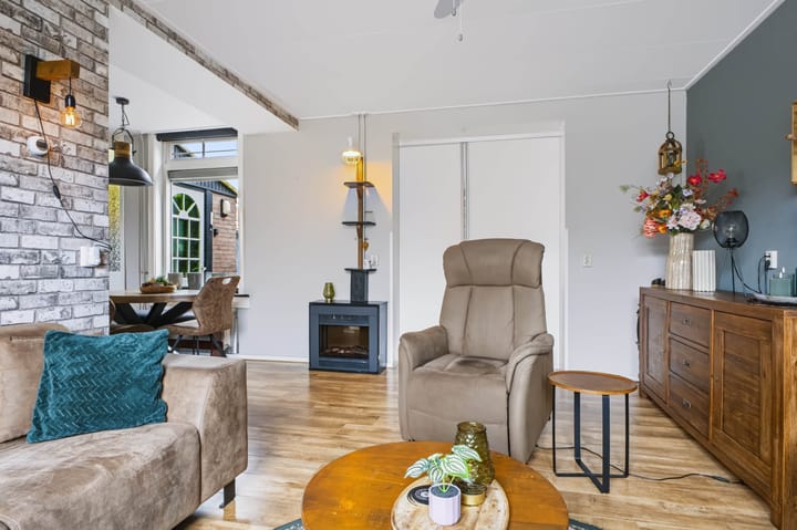 Hoekwoning te koop: Kallenbroekerweg 32, Barneveld