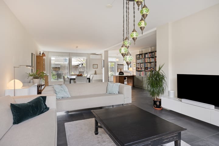 Tussenwoning te koop: Korhoen 43, Veldhoven