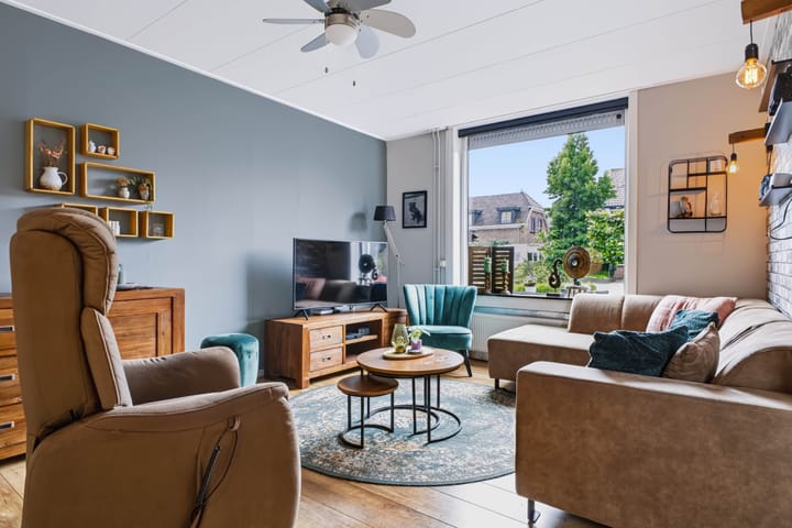 Hoekwoning te koop: Kallenbroekerweg 32, Barneveld