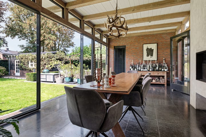 Vrijstaande woning te koop: Burg. de Kuijperlaan 14, Veghel