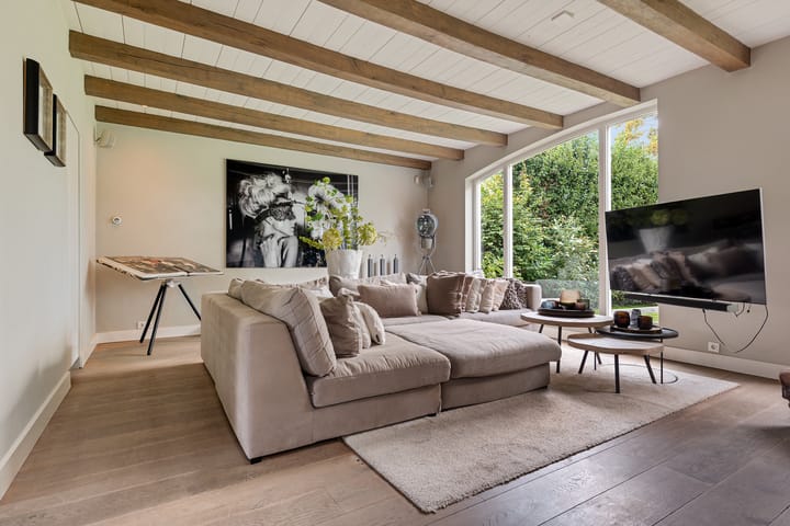 Vrijstaande woning te koop: Burg. de Kuijperlaan 14, Veghel