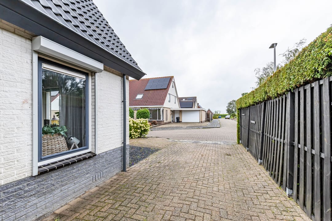 Photo 41 of Feanhout 27
