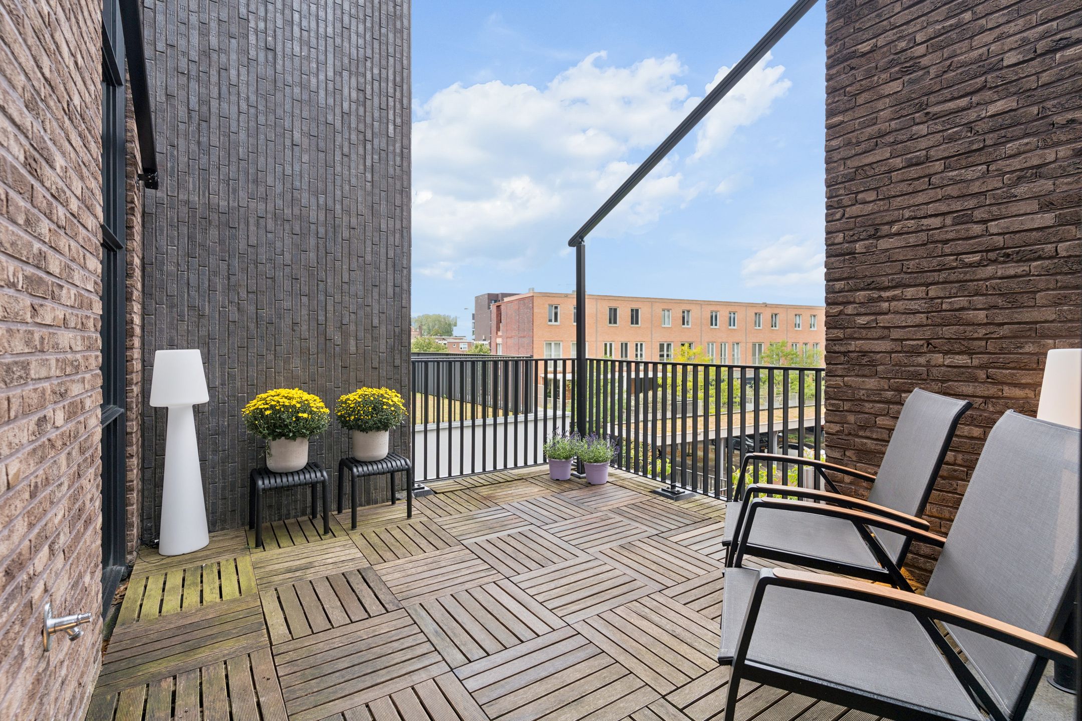 Photo 12 of Rodenburgstraat 2