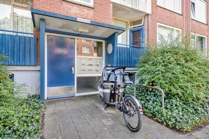 Appartement te koop: Castorweg 254, Hengelo