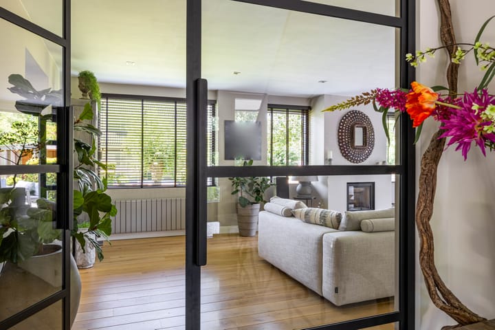 Vrijstaande woning te koop: IJsseldijk 192, Krimpen Aan Den Ijssel