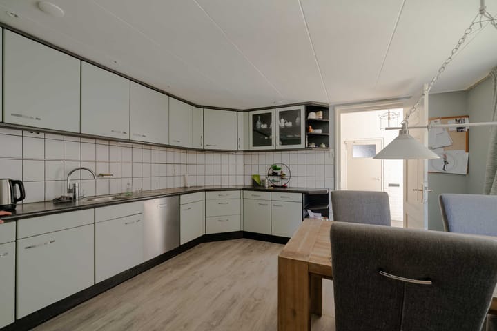 Vrijstaande woning te koop: Hoarnestreek 11, Pietersbierum
