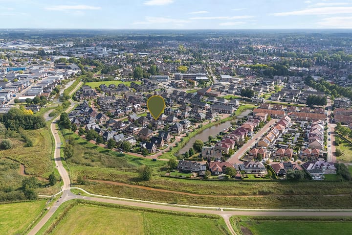 Photo 2 of Paardebloem 21