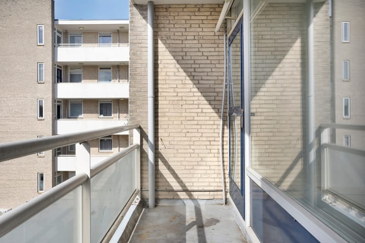 Photo 5 of Boulevard 1945 298