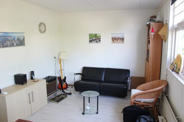 Tussenwoning te huur: Count Basiestraat 53, Amersfoort